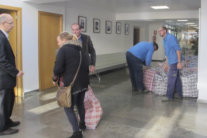 Asivalco entrega 50 lotes de comida a las familias más necesitadas de Paterna