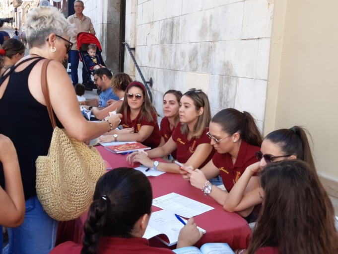 La recaudación del libro de Fiestas de Paterna se donará a la futura Casa ASPANION que se abrirá en la ciudad