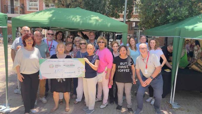 Paterna recauda 1.820€ en el Mercadillo Solidario de la Semana del Mayor para la Casa ASPANION para niños con cáncer