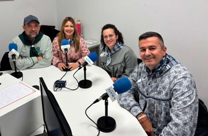 La Falla Enric Valor impulsa en Paterna el Cant de l’Estoreta para acercar la historia de las fallas a los más pequeños