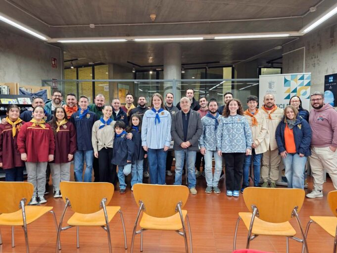 Las bibliotecas municipales de Paterna incorporan los Llibrets de Fallas 2026 a sus fondos